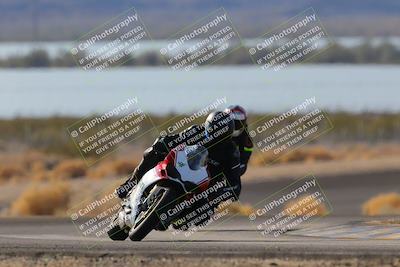 media/Dec-18-2022-SoCal Trackdays (Sun) [[8099a50955]]/Turn 14 (940am)/